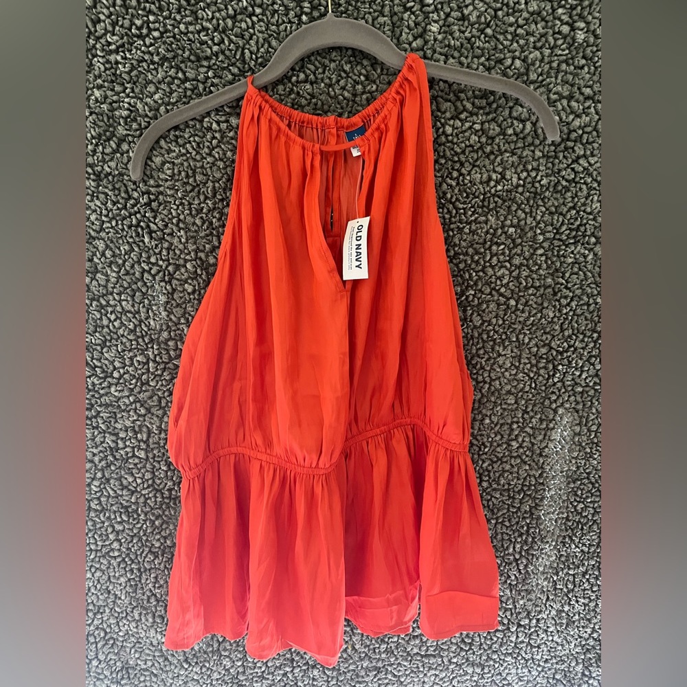 *TAGS ON* OldNavy - Red Halter Top